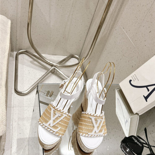 High Quality Luxury Louis Vuitton Straw Platform Sandals – Style 22403 product detail