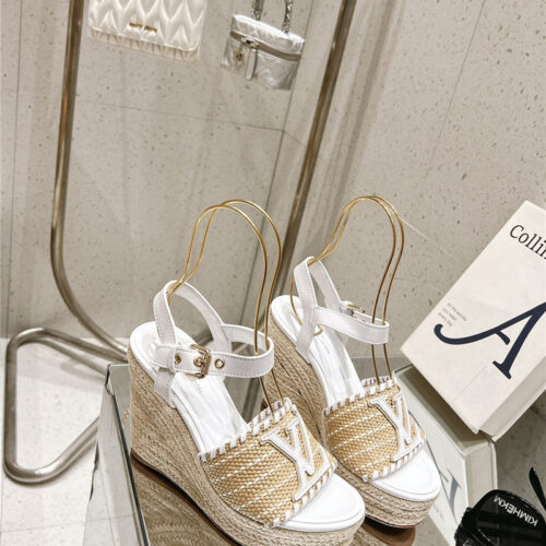 High Quality Luxury Louis Vuitton Straw Platform Sandals – Style 22403