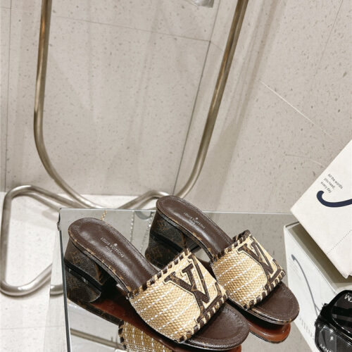 High Quality Luxury Louis Vuitton Straw Sandals – Style 76067