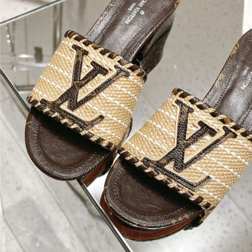 High Quality Luxury Louis Vuitton Straw Sandals – Style 76067 product detail