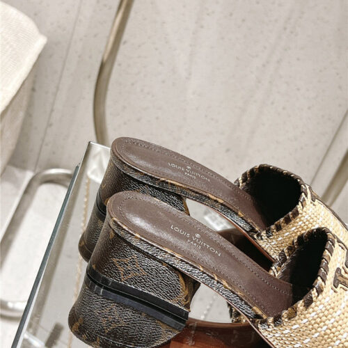 High Quality Luxury Louis Vuitton Straw Sandals – Style 76067 product detail
