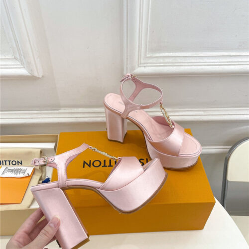 High Quality Luxury Louis Vuitton Explosive Style Platform High-Heeled Sandals – Style 01539 product detail