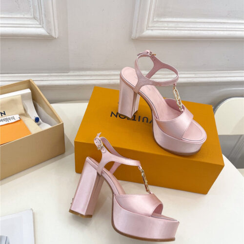 High Quality Luxury Louis Vuitton Explosive Style Platform High-Heeled Sandals – Style 01539 product detail