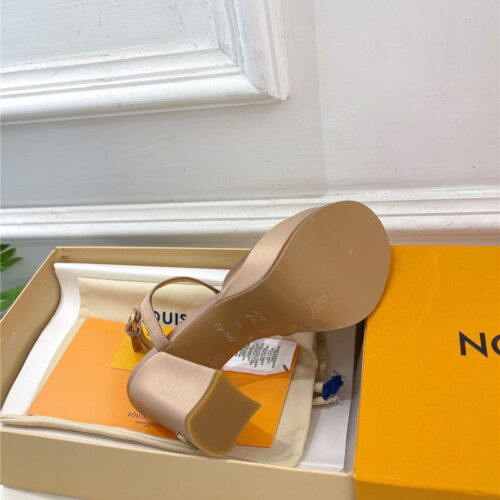 High Quality Luxury Louis Vuitton Explosive Style Platform High-Heeled Sandals – Style 32611 product detail