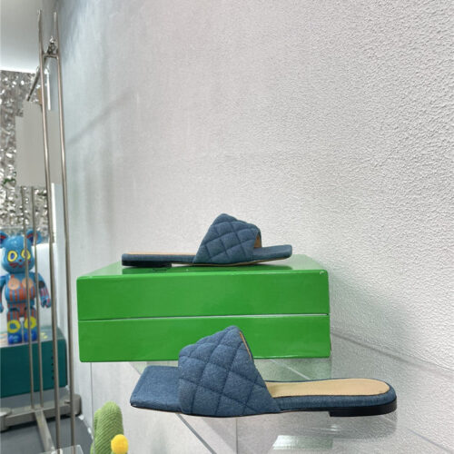 High Quality Luxury Bottega Veneta New Wash Denim Deep Mouth Slippers – Style 33670 product detail