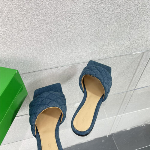 High Quality Luxury Bottega Veneta New Wash Denim Deep Mouth Slippers – Style 33670 product detail
