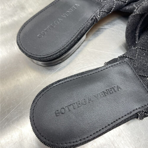 High Quality Luxury Bottega Veneta Spring Summer Flat Large Woven Slippers – Style 21734 product detail