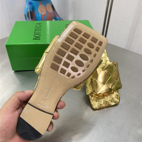 High Quality Luxury Bottega Veneta Spring Summer Flat Large Woven Slippers – Style 20038 product detail
