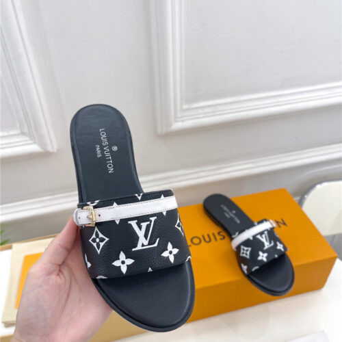 High Quality Luxury Louis Vuitton Latest Hot Style Slippers – Style 14435 product detail