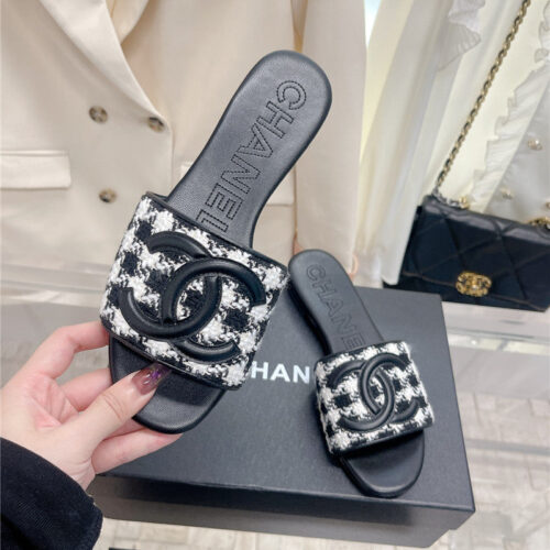 High Quality Luxury Chanel Pure Handmade Lozenge Car Line Slippers alternate view