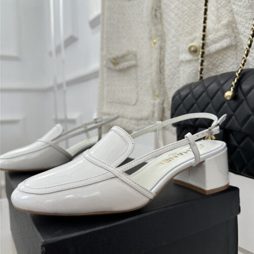High Quality Luxury Chanel Classic Back Air Sandals – Style 85702 alternate view