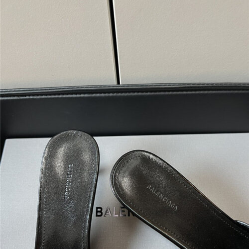 High Quality Luxury Balenciaga Silver Stud Buckle Spice Slippers product detail