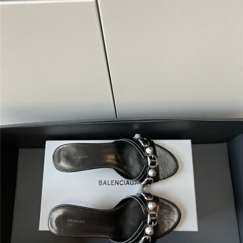 High Quality Luxury Balenciaga Silver Stud Buckle Spice Slippers product detail