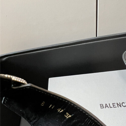 High Quality Luxury Balenciaga Silver Stud Buckle Spice Slippers – Style 90115 product detail