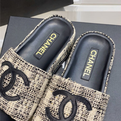 High Quality Luxury Chanel New Big Logo Slippers product detail