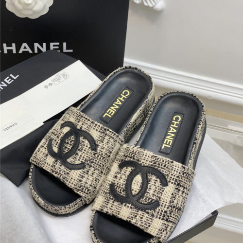 High Quality Luxury Chanel New Big Logo Slippers product detail