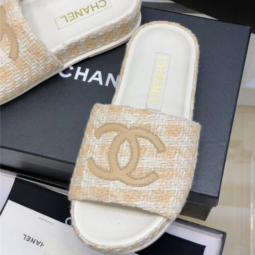 High Quality Luxury Chanel New Big Logo Slippers – Style 76166 product detail
