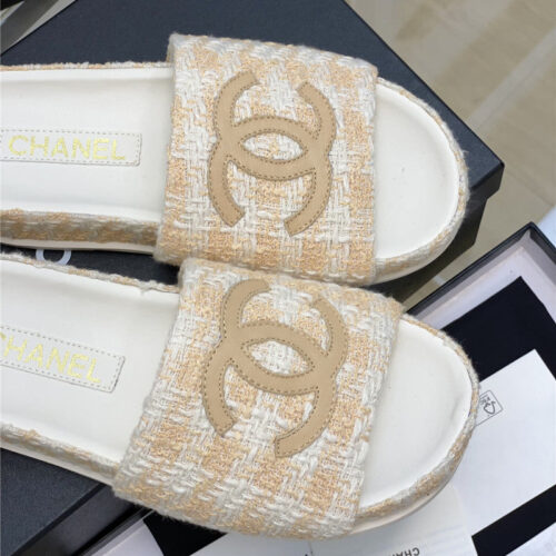 High Quality Luxury Chanel New Big Logo Slippers – Style 76166 product detail