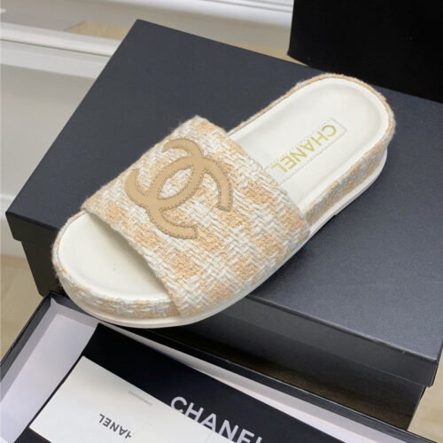 High Quality Luxury Chanel New Big Logo Slippers – Style 76166 product detail