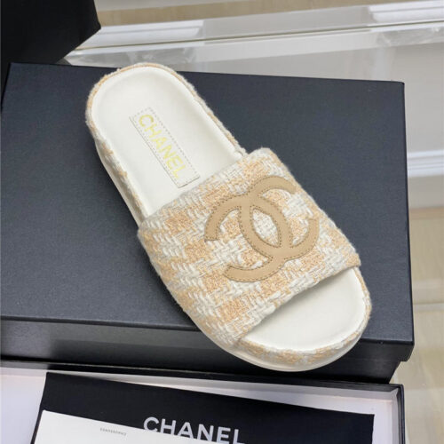High Quality Luxury Chanel New Big Logo Slippers – Style 76166 product detail