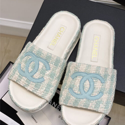 High Quality Luxury Chanel New Big Logo Slippers – Style 40006 product detail