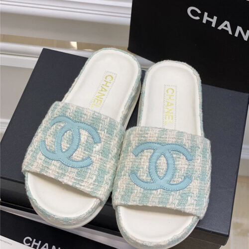 High Quality Luxury Chanel New Big Logo Slippers – Style 40006 product detail