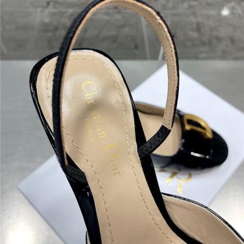 High Quality Luxury Dior New Baotou Chunky Heel Sandals product detail