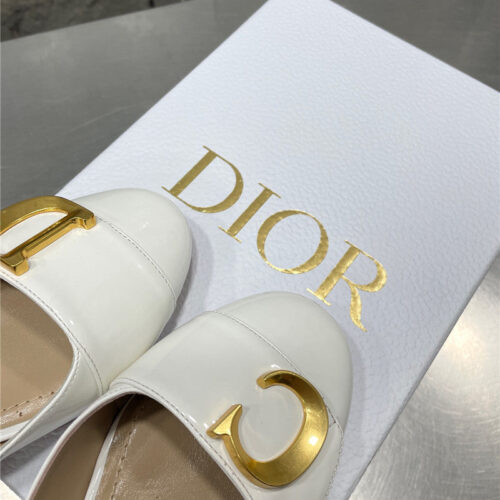 High Quality Luxury Dior New Baotou Chunky Heel Sandals – Style 63046 product detail