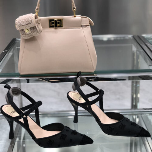 High Quality Luxury Fendi New FF Graceful Streamlined Colibrí Slingback Shoes