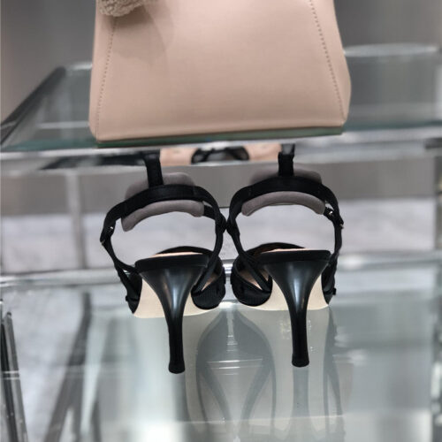 High Quality Luxury Fendi New FF Graceful Streamlined Colibrí Slingback Shoes product detail