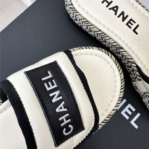 High Quality Luxury Chanel Velcro Lazy Slippers product detail