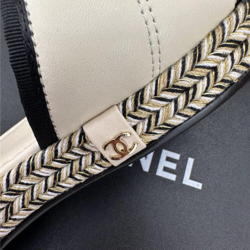 High Quality Luxury Chanel Velcro Lazy Slippers product detail