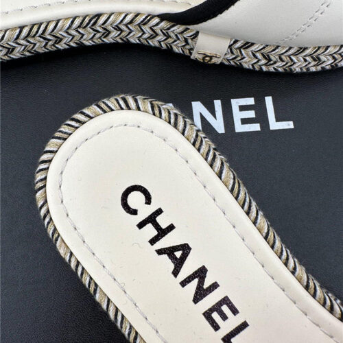 High Quality Luxury Chanel Velcro Lazy Slippers product detail