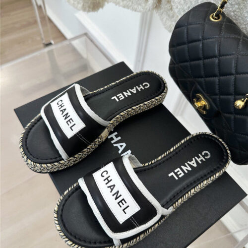 High Quality Luxury Chanel Velcro Lazy Slippers – Style 72006 product detail