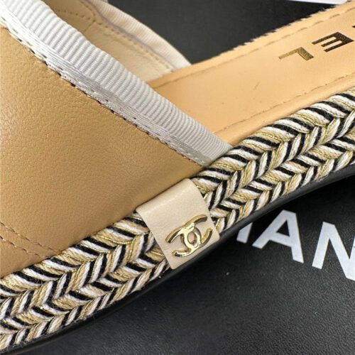High Quality Luxury Chanel Velcro Lazy Slippers – Style 66918 product detail