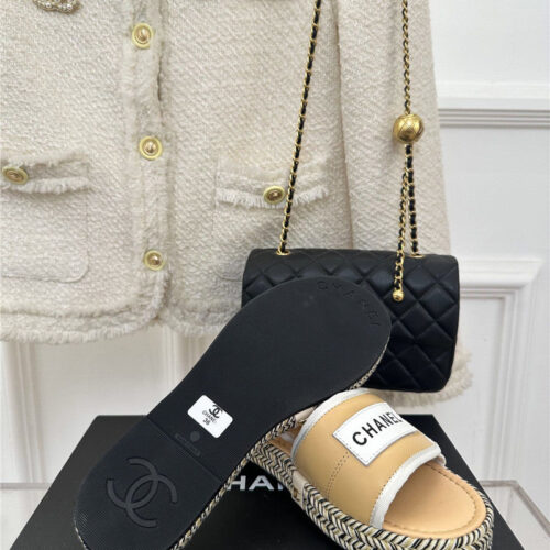 High Quality Luxury Chanel Velcro Lazy Slippers – Style 66918 product detail