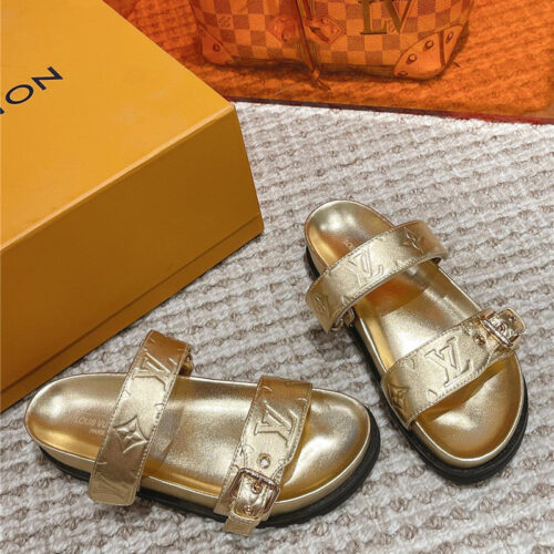 High Quality Luxury Louis Vuitton New Embossed Sandals And Slippers