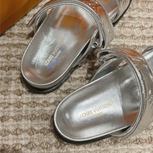 High Quality Luxury Louis Vuitton New Embossed Sandals And Slippers – Style 27331 product detail