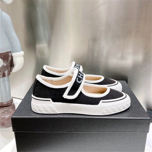 High Quality Luxury Chanel Second-Hand Velcro Platform Canvas Shoes – Style 92742 product detail