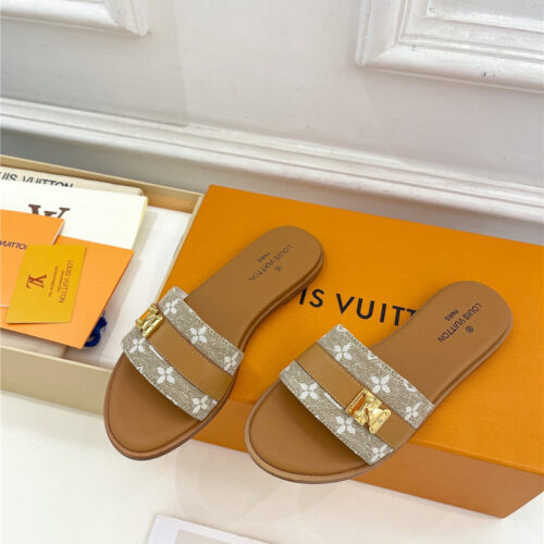 High Quality Luxury Louis Vuitton Spring And Summer New Metal Buckle Slippers – Style 37859