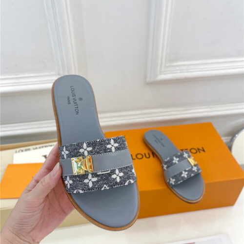 High Quality Luxury Louis Vuitton Spring And Summer New Metal Buckle Slippers – Style 27683 product detail