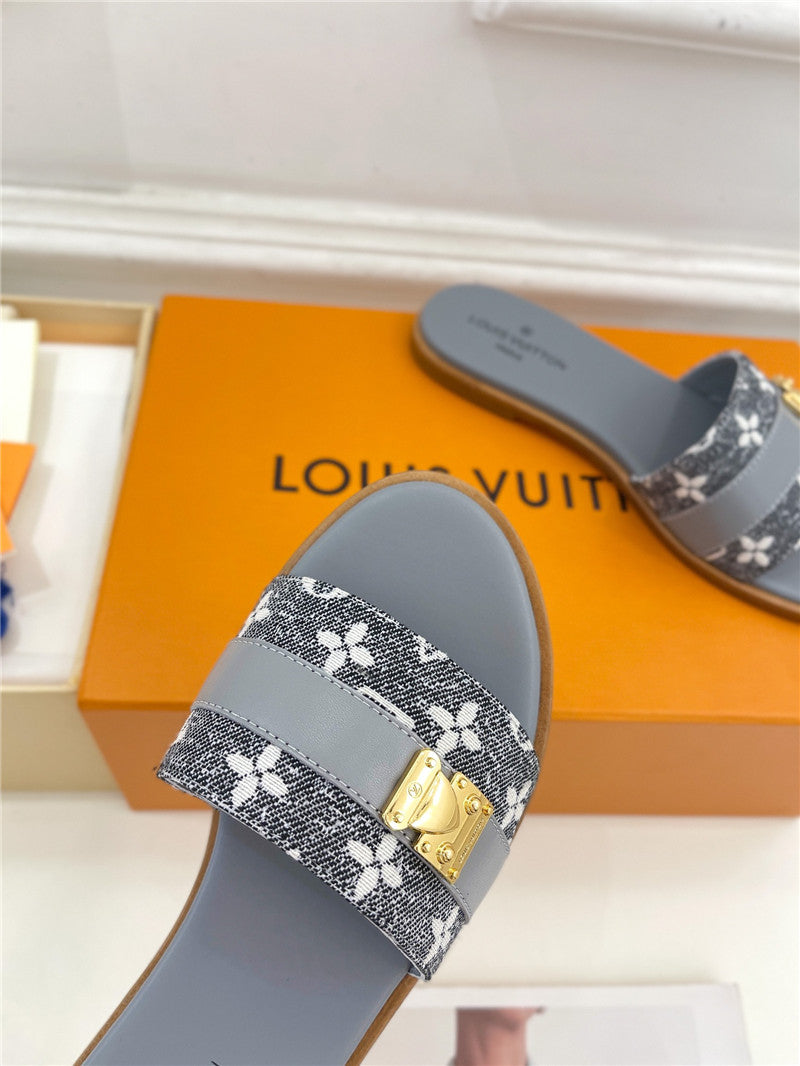 High Quality Luxury Louis Vuitton Spring And Summer New Metal Buckle Slippers – Style 27683 product detail