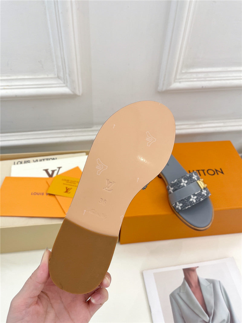 High Quality Luxury Louis Vuitton Spring And Summer New Metal Buckle Slippers – Style 27683 product detail