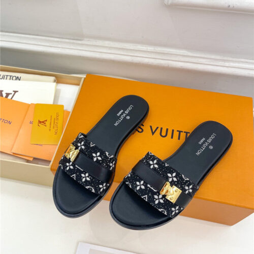 High Quality Luxury Louis Vuitton Spring And Summer New Metal Buckle Slippers – Style 86435