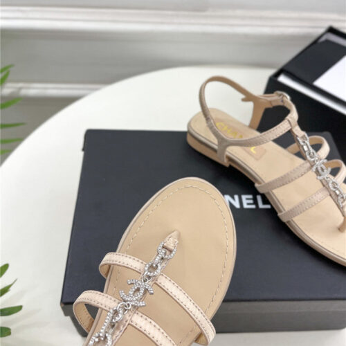 High Quality Luxury Chanel Double C Chain Pinch Sandals – Style 20326 product detail