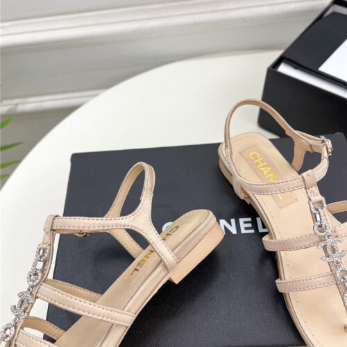 High Quality Luxury Chanel Double C Chain Pinch Sandals – Style 20326 product detail