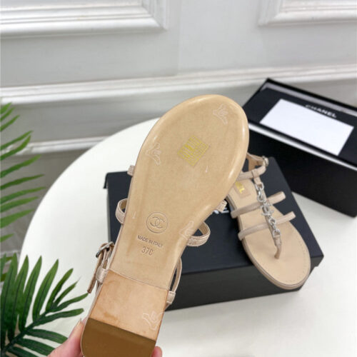 High Quality Luxury Chanel Double C Chain Pinch Sandals – Style 20326 product detail