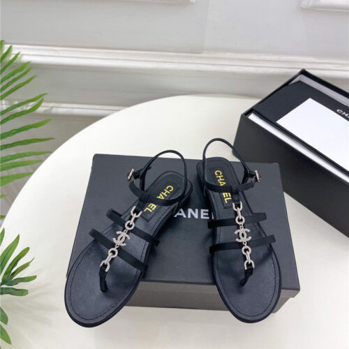 High Quality Luxury Chanel Double C Chain Pinch Sandals product detail
