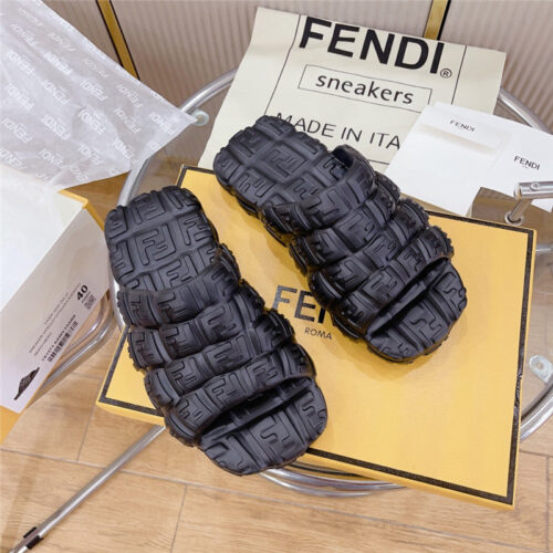 High Quality Luxury Fendi Environmentally Friendly Rubber Couple Slippers