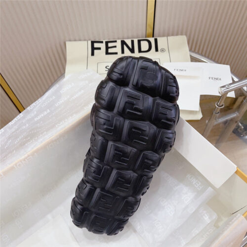High Quality Luxury Fendi Environmentally Friendly Rubber Couple Slippers product detail